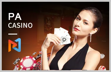Hình ảnh casino trực tuyến với bàn baccarat và người chia bài thật